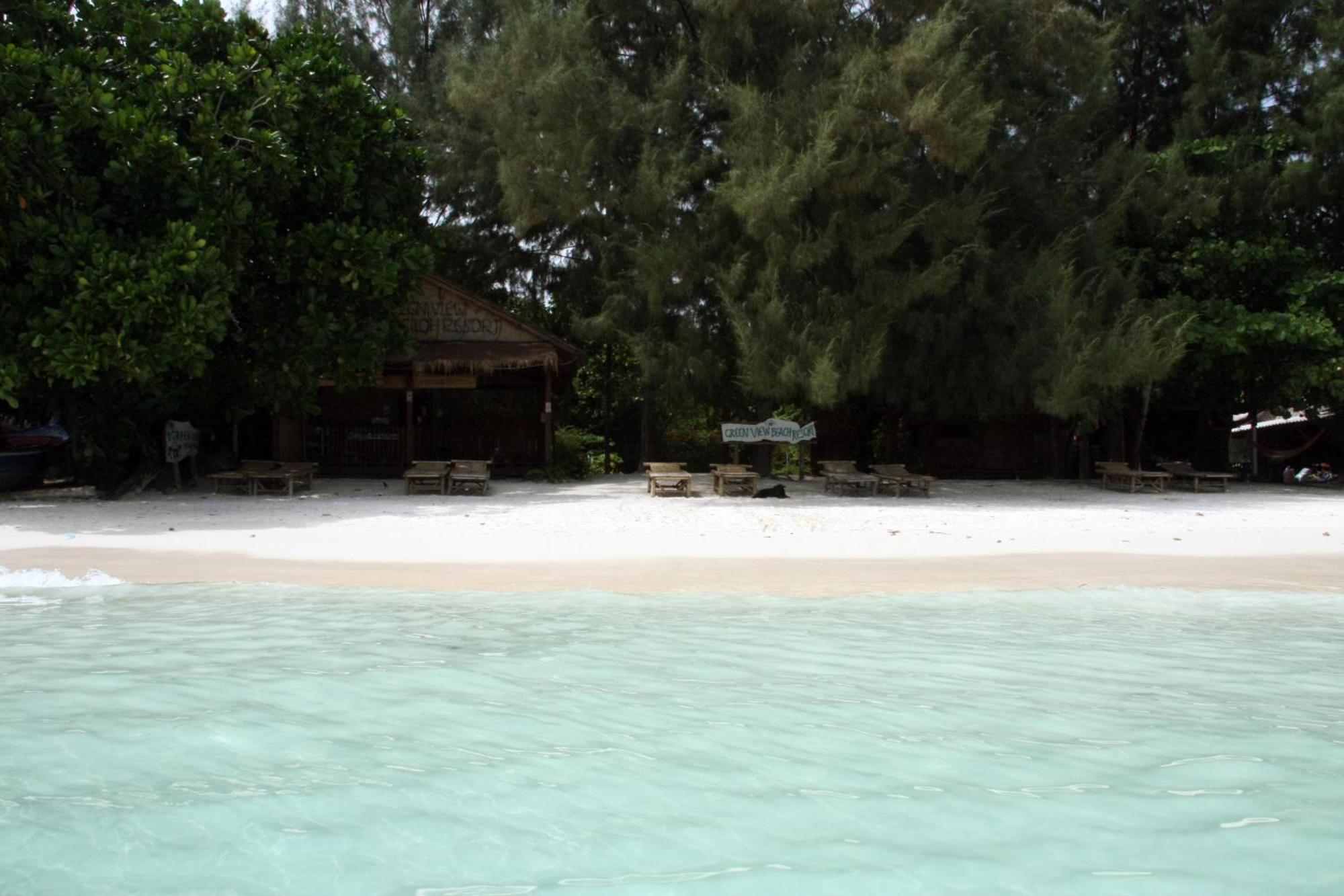 View Taman percutian Koh Lipe