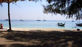 View Taman percutian Koh Lipe