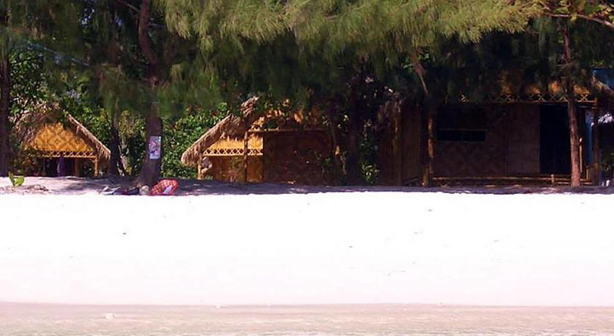 View Taman percutian Koh Lipe