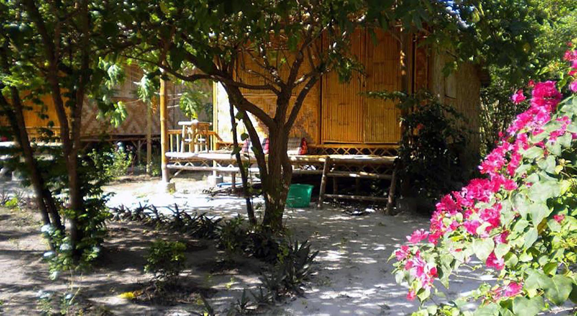 View Taman percutian Koh Lipe